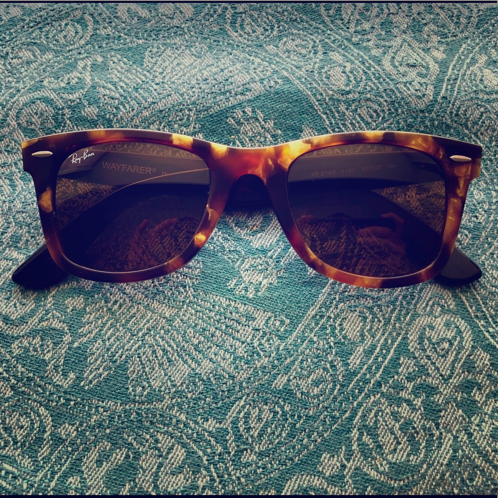 Ray-Ban Brown Tortoise Shell Wayfarer